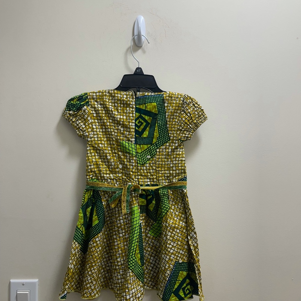 African Kid Dress is beautiful size 2 - Picture 2 of 5